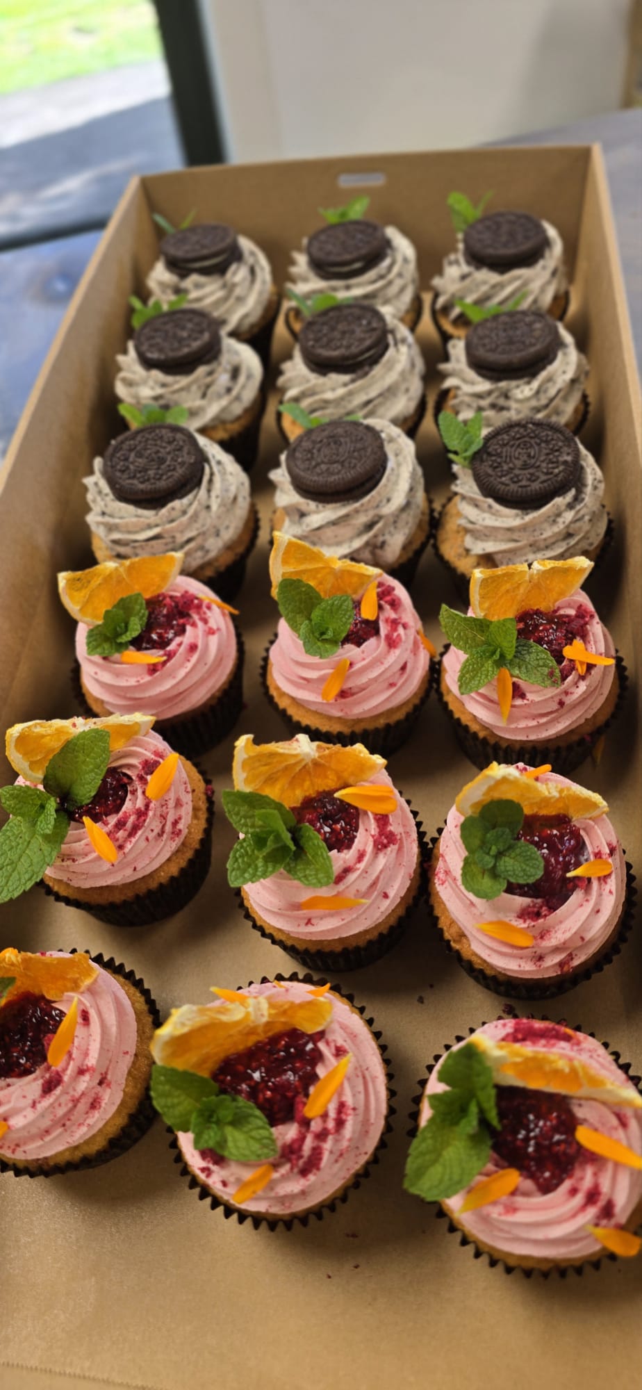Cupcakes Oreo y frambuesa